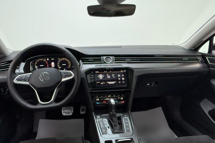 Used Volkswagen Magotan 2020 380TSI DSG Luxury Version Interior 1