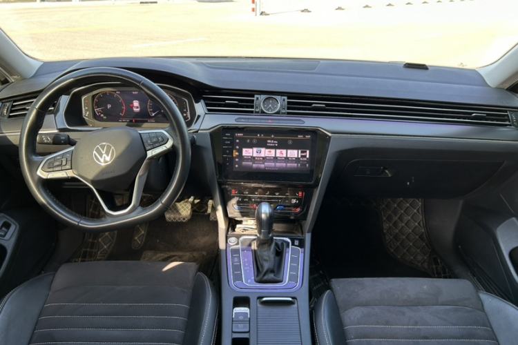 Used Volkswagen Magotan 2020 330TSI DSG Luxury Edition Interior 1