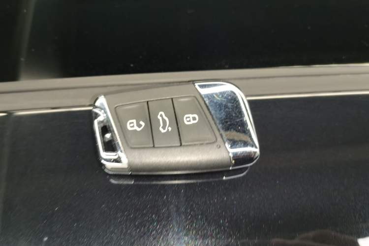 Used Volkswagen Magotan 2020 330TSI DSG Leading Model Interior 1