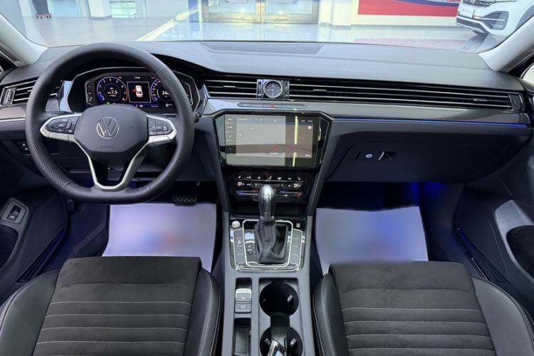 Used Volkswagen Magotan 2020 330TSI DSG Luxury Edition Interior 1