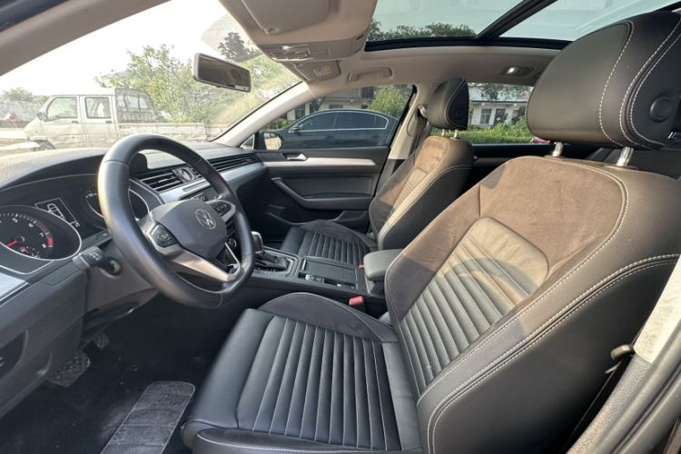 Used Volkswagen Magotan 2020 280TSI DSG Comfort Edition Interior 1
