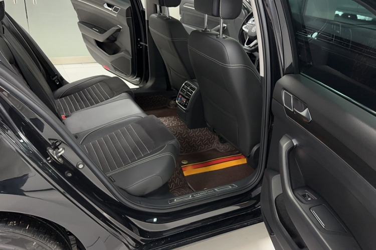 Used Volkswagen Magotan 2020 330TSI DSG Luxury Edition Interior 1