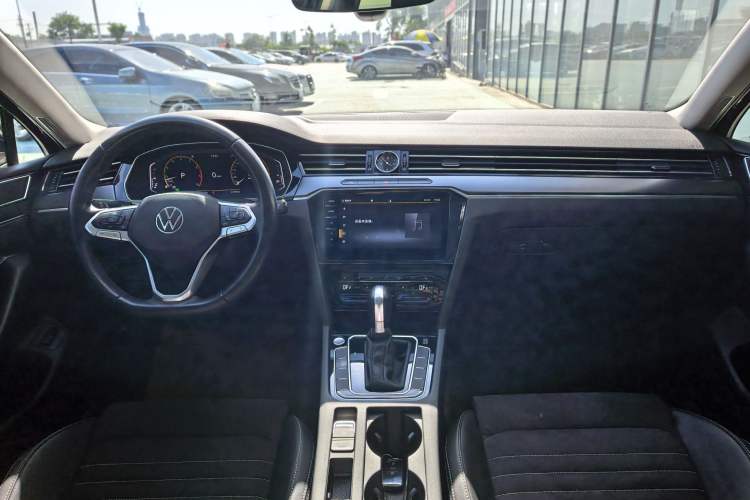 Used Volkswagen Magotan 2020 330TSI DSG Luxury Edition Interior 1