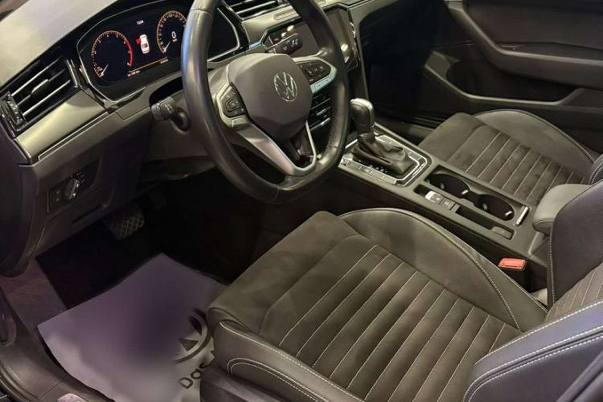 Used Volkswagen Magotan 2020 330TSI DSG Luxury Edition Interior 1