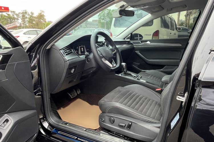 Used Volkswagen Magotan 2020 330TSI DSG Luxury Edition Interior 1