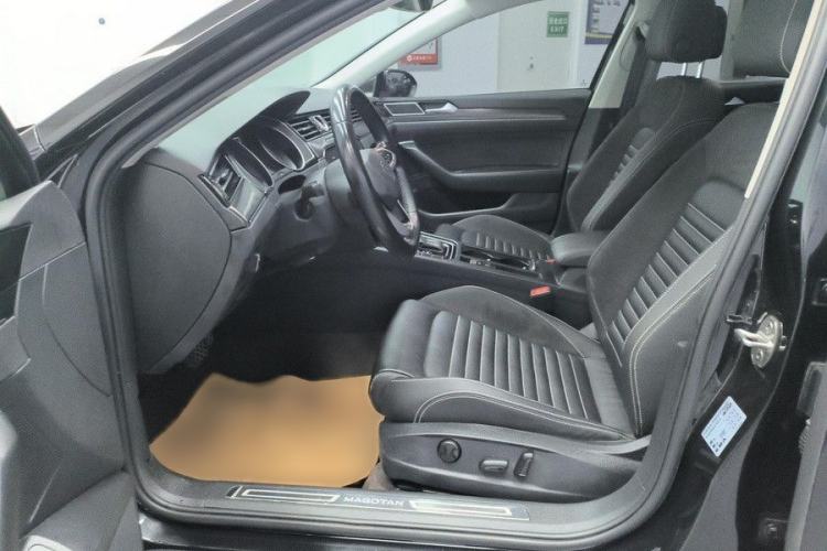 Used Volkswagen Magotan 2020 280TSI DSG Leading Edition Interior 1