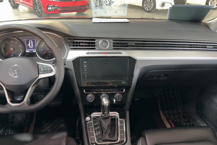 Used Volkswagen Magotan 2020 280TSI DSG Comfort Edition Interior 1