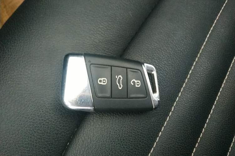 Used Volkswagen Magotan 2020 330TSI DSG Leading Model Interior 1