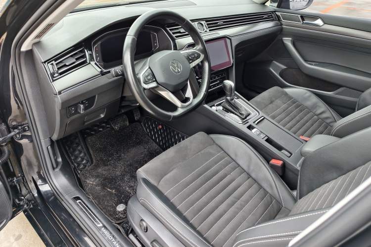 Used Volkswagen Magotan 2020 330TSI DSG Luxury Edition Interior 1