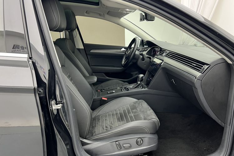 Used Volkswagen Magotan 2020 330TSI DSG Luxury Edition Interior 11