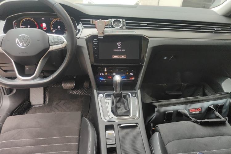 Used Volkswagen Magotan 2020 380TSI DSG Luxury Version Interior 2