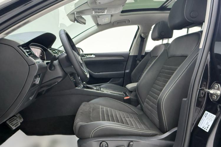 Used Volkswagen Magotan 2020 380TSI DSG Luxury Version Interior 2