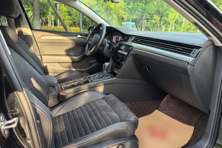 Used Volkswagen Magotan 2020 330TSI DSG Luxury Edition Interior 2