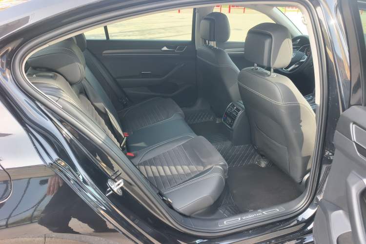 Used Volkswagen Magotan 2020 330TSI DSG Luxury Edition Interior 2