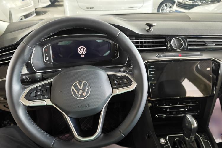 Used Volkswagen Magotan 2020 330TSI DSG Luxury Edition Interior 2