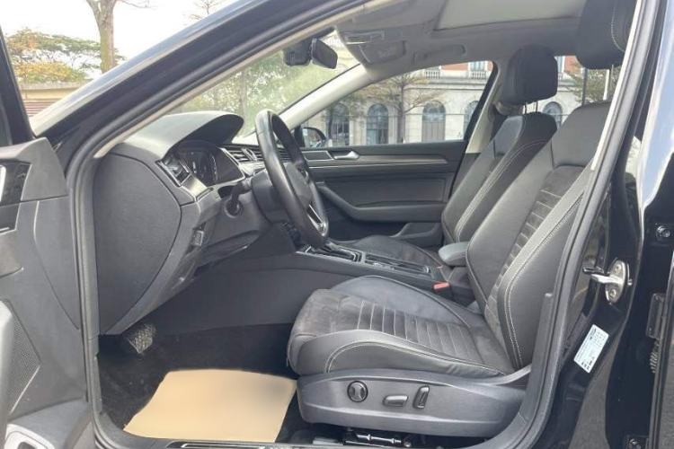 Used Volkswagen Magotan 2020 330TSI DSG Luxury Edition Interior 2