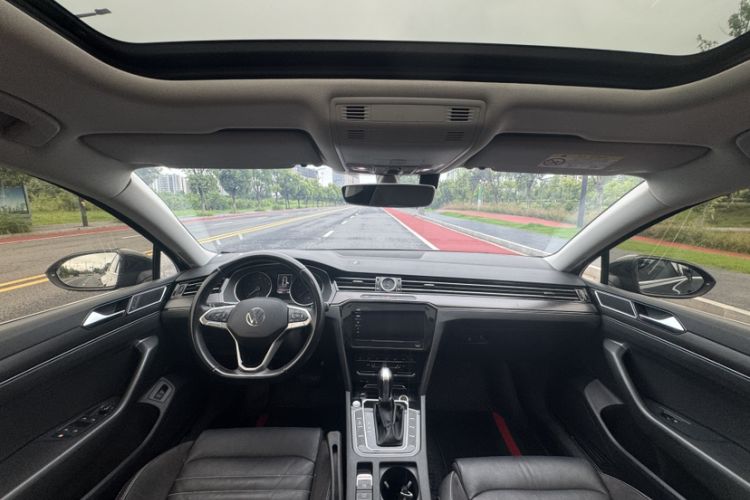 Used Volkswagen Magotan 2020 280TSI DSG Leading Edition Interior 2