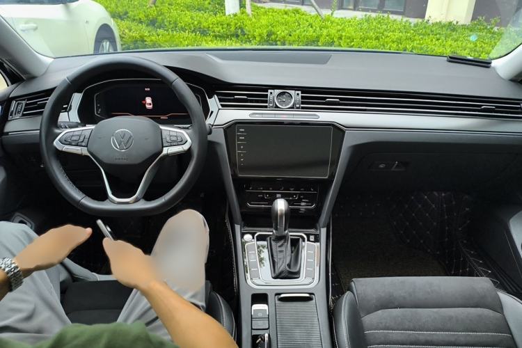 Used Volkswagen Magotan 2020 330TSI DSG Luxury Edition Interior 2