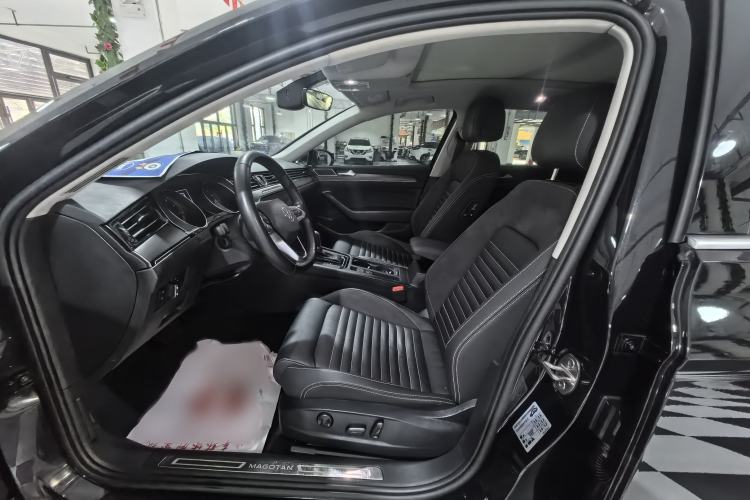 Used Volkswagen Magotan 2020 330TSI DSG Leading Model Interior 2
