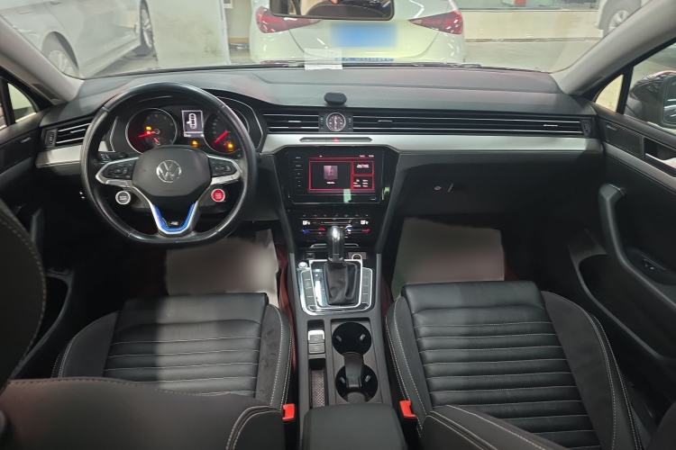 Used Volkswagen Magotan 2020 280TSI DSG Comfort Edition Interior 2
