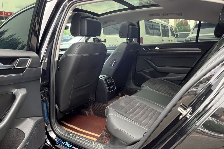 Used Volkswagen Magotan 2020 330TSI DSG Luxury Edition Interior 2