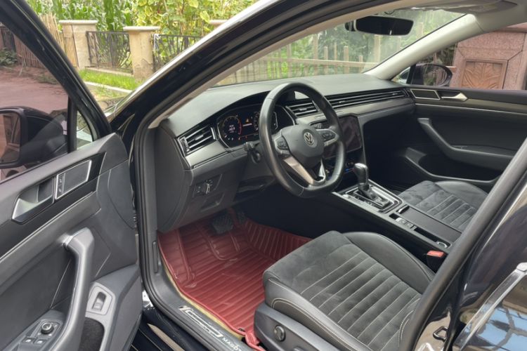 Used Volkswagen Magotan 2020 330TSI DSG Luxury Edition Interior 2