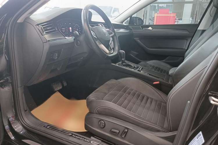 Used Volkswagen Magotan 2020 330TSI DSG Luxury Edition Interior 2