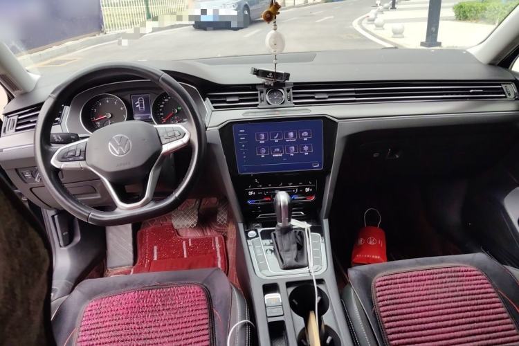 Used Volkswagen Magotan 2020 330TSI DSG Leading Model Interior 2