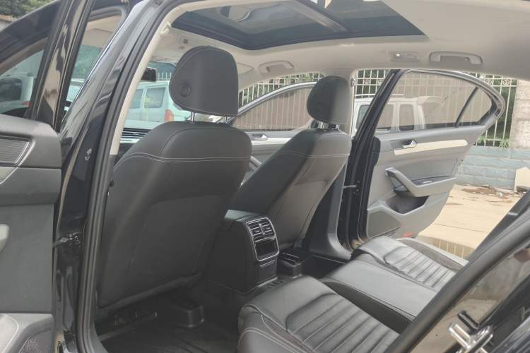 Used Volkswagen Magotan 2020 280TSI DSG Comfort Edition Interior 2