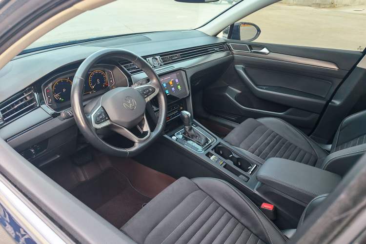Used Volkswagen Magotan 2020 330TSI DSG Luxury Edition Interior 2