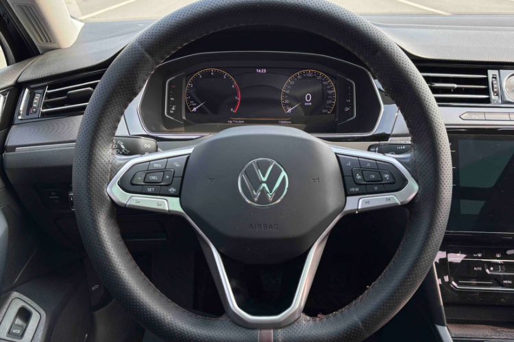 Used Volkswagen Magotan 2020 330TSI DSG Luxury Edition Interior 2