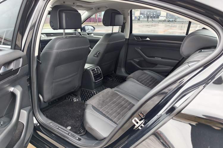 Used Volkswagen Magotan 2020 330TSI DSG Luxury Edition Interior 2