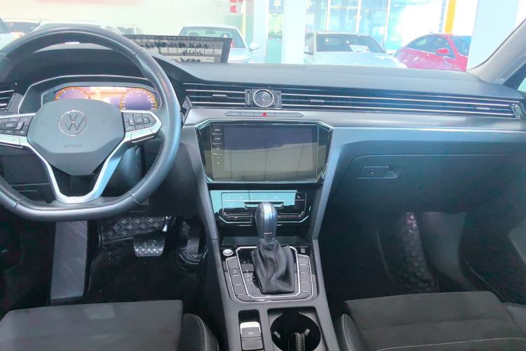Used Volkswagen Magotan 2020 330TSI DSG Luxury Edition Interior 3