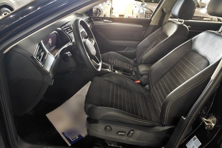 Used Volkswagen Magotan 2020 330TSI DSG Luxury Edition Interior 3