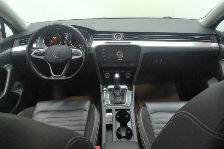 Used Volkswagen Magotan 2020 280TSI DSG Comfort Edition Interior 3