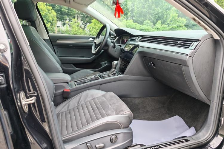 Used Volkswagen Magotan 2020 330TSI DSG Luxury Edition Interior 3