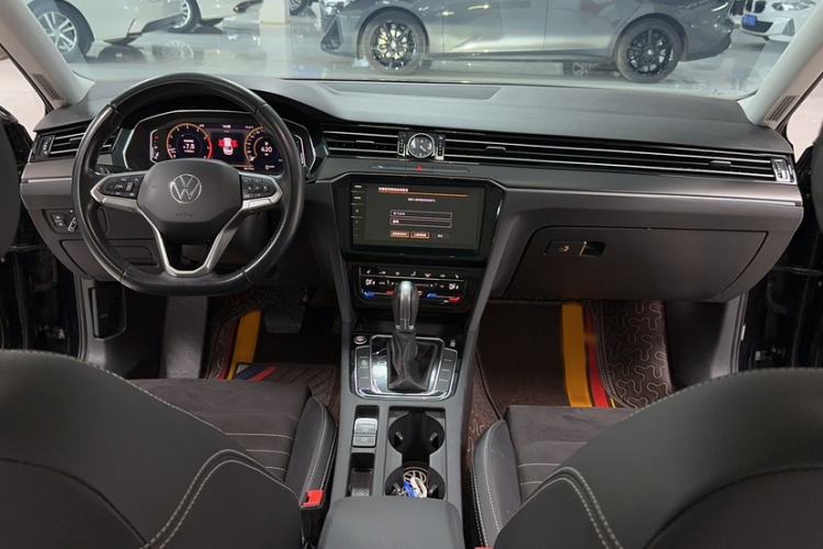 Used Volkswagen Magotan 2020 330TSI DSG Luxury Edition Interior 3