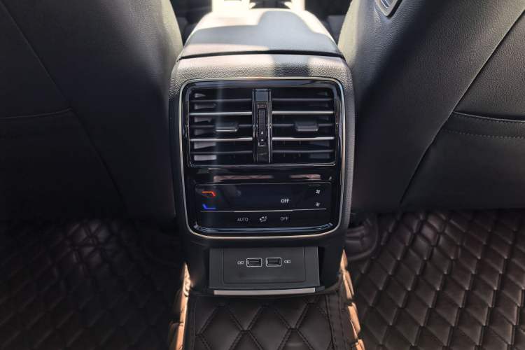 Used Volkswagen Magotan 2020 330TSI DSG Luxury Edition Interior 3