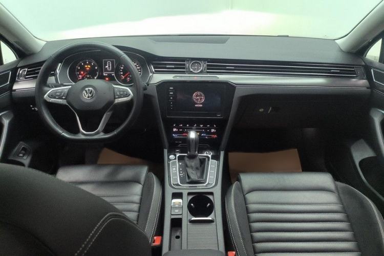 Used Volkswagen Magotan 2020 330TSI DSG Leading Model Interior 3