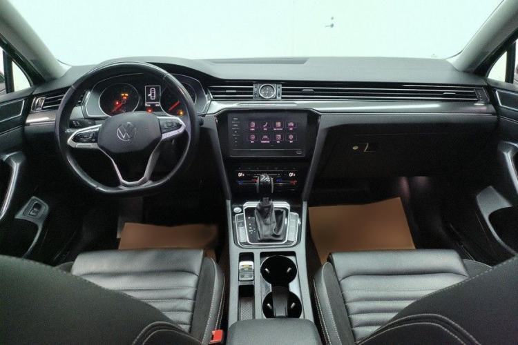 Used Volkswagen Magotan 2020 280TSI DSG Leading Edition Interior 3