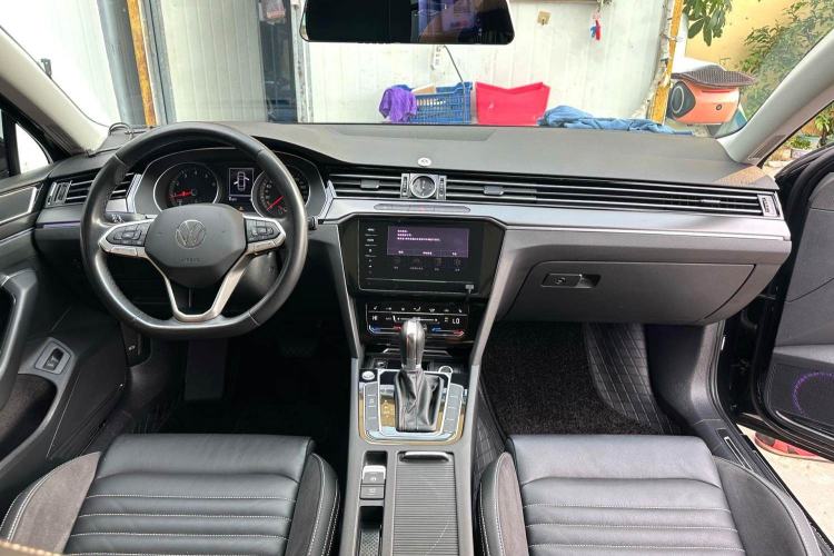 Used Volkswagen Magotan 2020 330TSI DSG Leading Model Interior 3