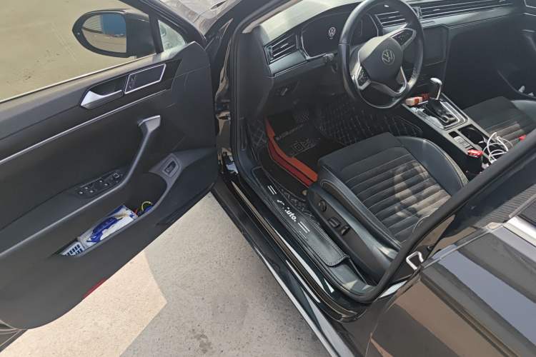 Used Volkswagen Magotan 2020 330TSI DSG Luxury Edition Interior 3