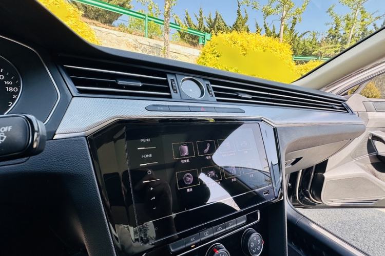 Used Volkswagen Magotan 2020 280TSI DSG Comfort Edition Interior 3
