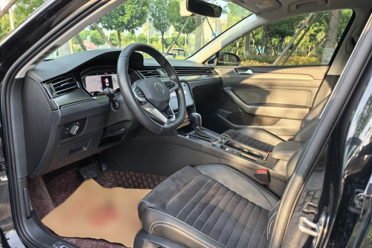 Used Volkswagen Magotan 2020 330TSI DSG Luxury Edition Interior 4