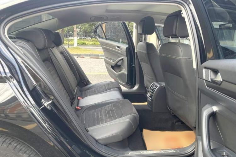 Used Volkswagen Magotan 2020 330TSI DSG Luxury Edition Interior 4