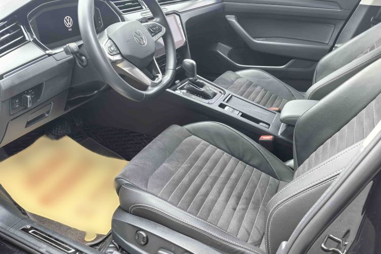 Used Volkswagen Magotan 2020 330TSI DSG Luxury Edition Interior 4
