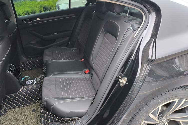 Used Volkswagen Magotan 2020 330TSI DSG Luxury Edition Interior 4