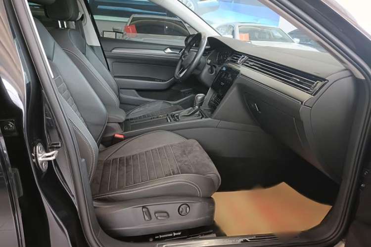 Used Volkswagen Magotan 2020 330TSI DSG Luxury Edition Interior 4