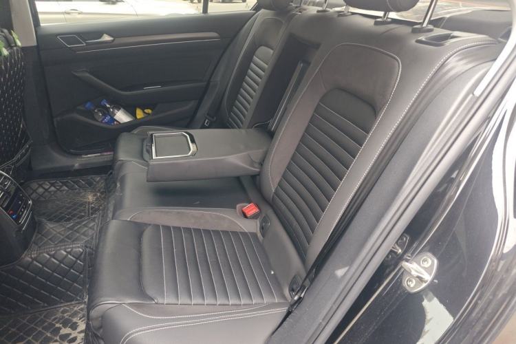 Used Volkswagen Magotan 2020 330TSI DSG Leading Model Interior 4