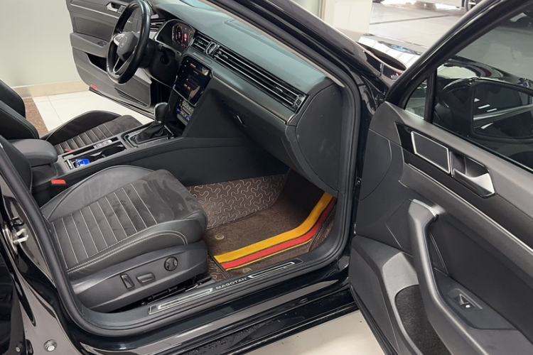 Used Volkswagen Magotan 2020 330TSI DSG Luxury Edition Interior 5